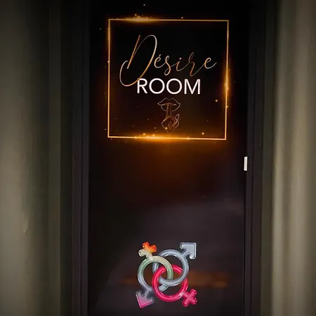 Loveroom 01